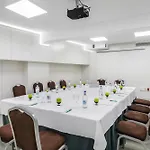 Hotel Barcelo Cruz Contemporaneo