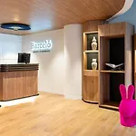 Barcelo Cruz Contemporaneo
