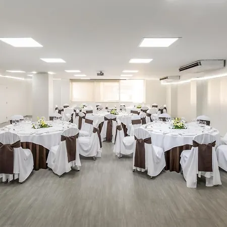 Barcelo Santa Cruz Contemporaneo 4*