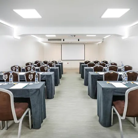 Barcelo Cruz Contemporaneo