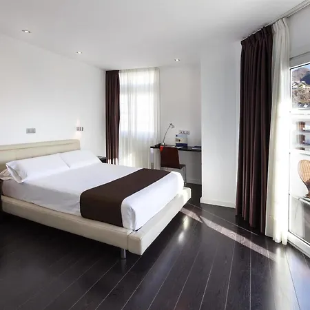 Barcelo Cruz Contemporaneo Hotel 4*