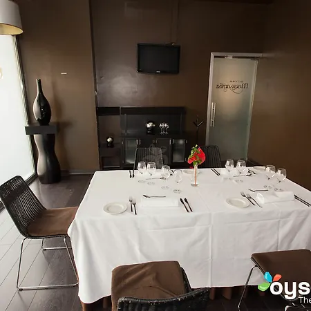 Barcelo Santa Cruz Contemporaneo Hotel 4*