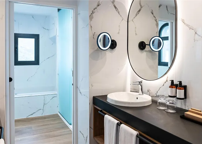 Otel Barcelo Cruz Contemporaneo 4*
