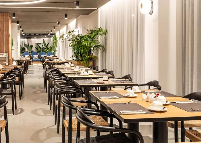 Barcelo Cruz Contemporaneo Hotel 4*