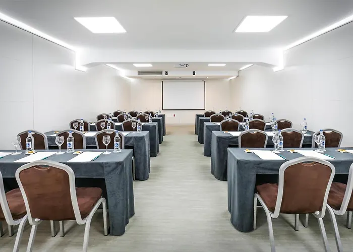 Barcelo Cruz Contemporaneo