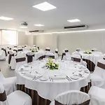 Hotel Barcelo Cruz Contemporaneo 4*