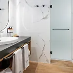 Hotel Barcelo Cruz Contemporaneo 4*