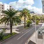 Barcelo Cruz Contemporaneo