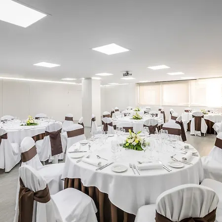 Hotel Barcelo Cruz Contemporaneo