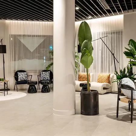 Barcelo Cruz Contemporaneo Hotel