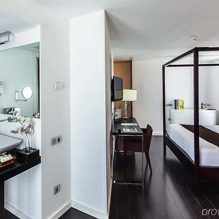 Occidental Cruz Contemporaneo Hotel 3*