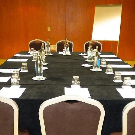 Barcelo Cruz Contemporaneo Hotel