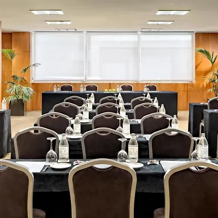 Barcelo Cruz Contemporaneo Otel