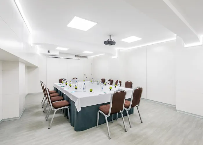 Barcelo Cruz Contemporaneo 4*