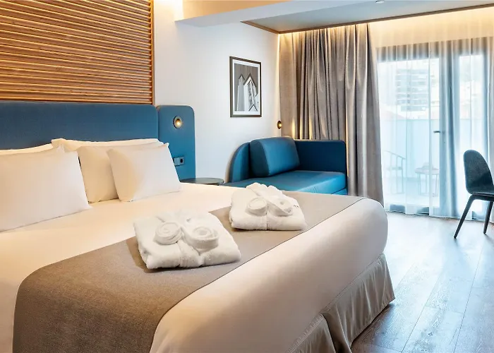 Barcelo Cruz Contemporaneo