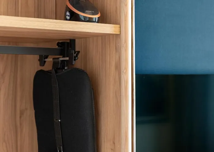 Barcelo Cruz Contemporaneo Hotel