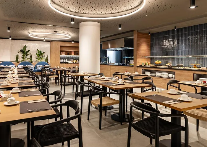 Barcelo Cruz Contemporaneo