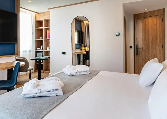 Barcelo Cruz Contemporaneo 4*