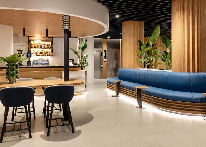 Barcelo Cruz Contemporaneo