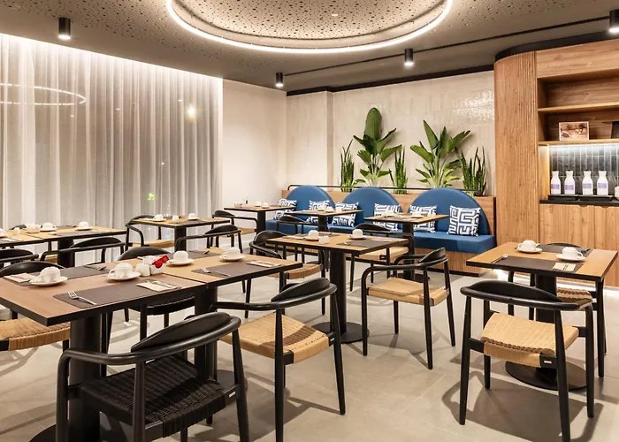 Barcelo Cruz Contemporaneo 4*