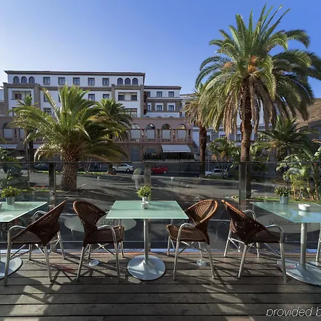 Occidental Cruz Contemporaneo
